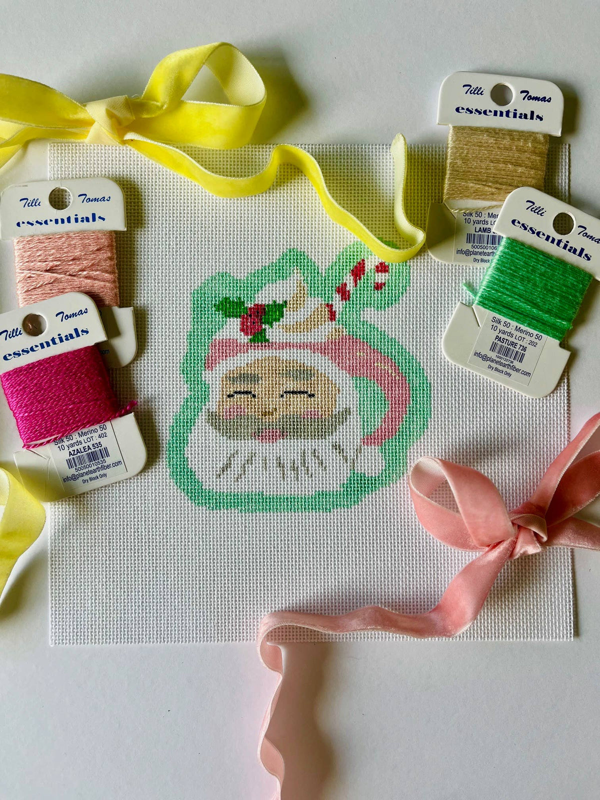 MercyBird Santa Mug hand-painted 13 mesh Christmas needlepoint canvas detail