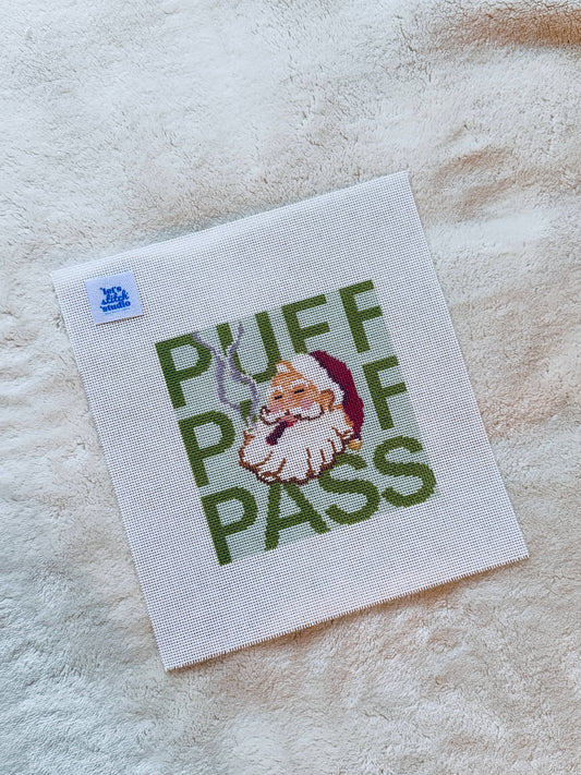 Puff Puff Pass Santa 18 mesh needlepoint canvas detail